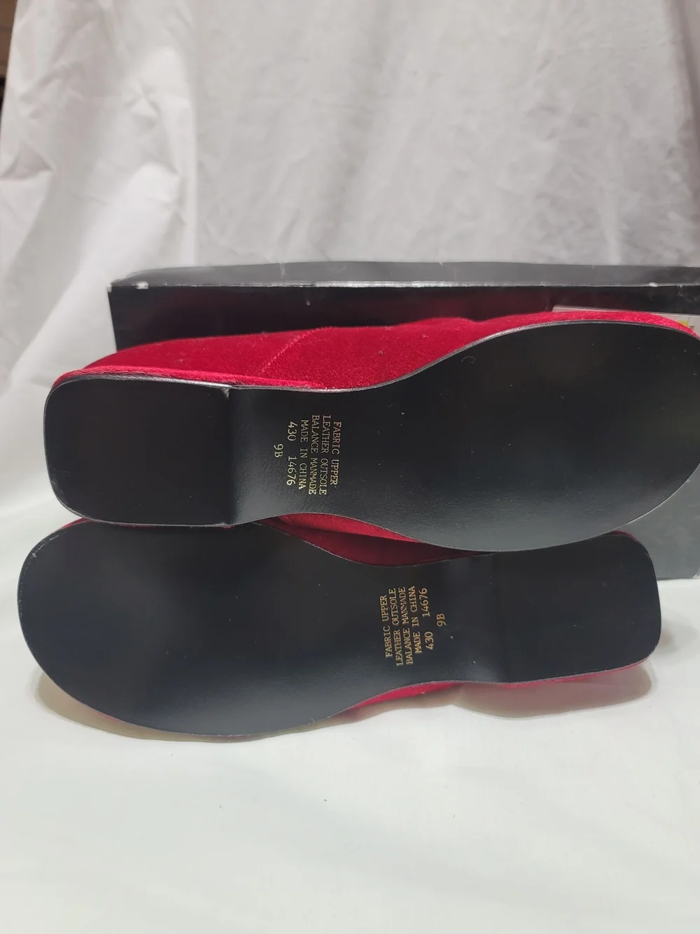 VTG Newport News Velvet Loafers Crimson Red Slip On Low Block Heel Size 9B NIB